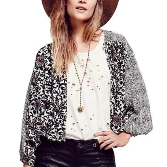 Free People Print Open Cardigan Jacket Tie Top Size XS Unique Musician Boho - Picture 1 of 6